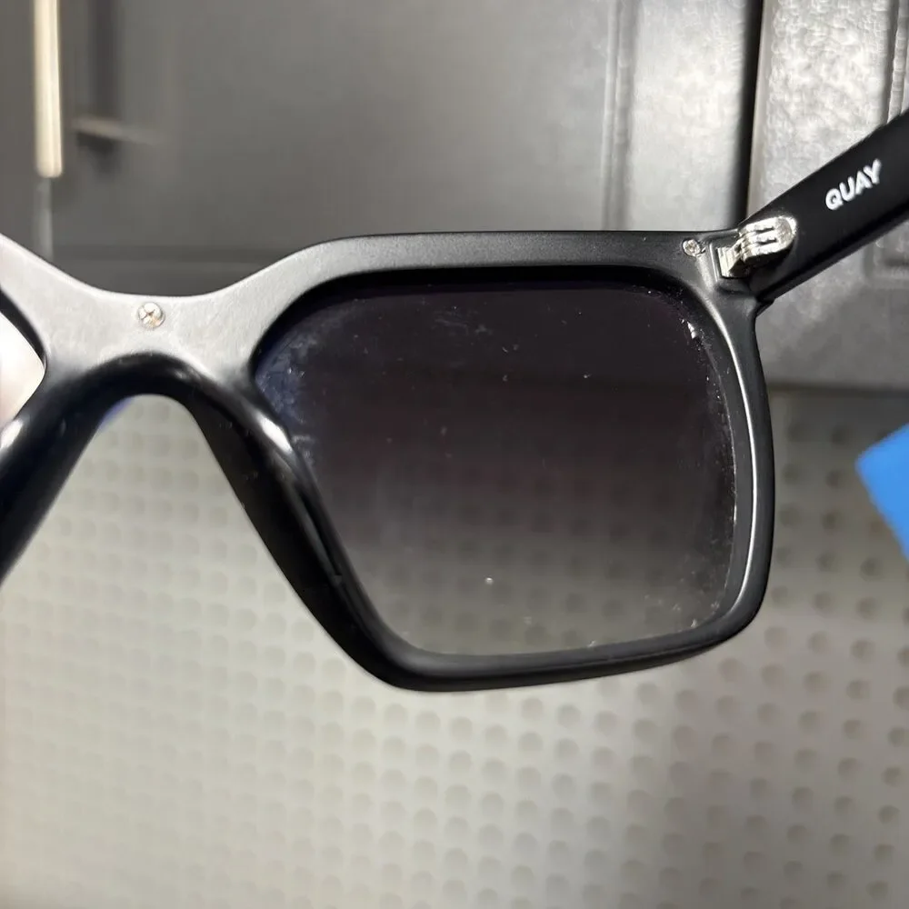Quay Sunglasses Level Up 60-16-148 Black Frames Blue Beige Fade Lenses